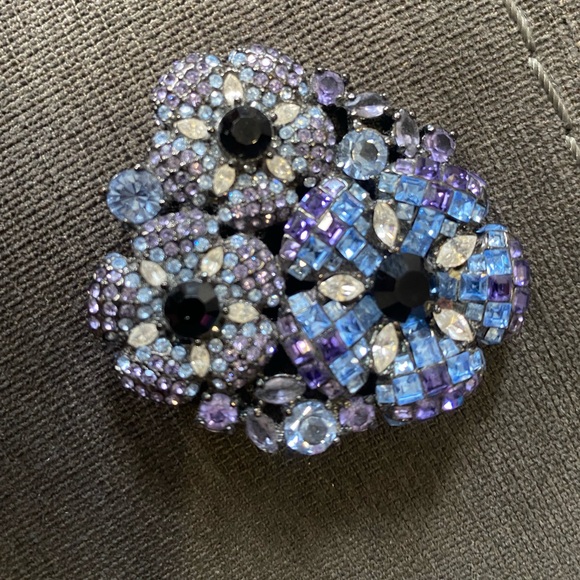 COPY - Kate Spade ♠️ Pins - Picture 2 of 6